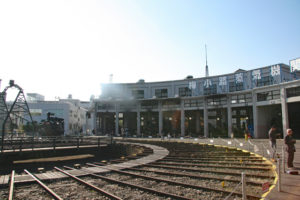 京都鉄道博物館・扇形車庫と転車台