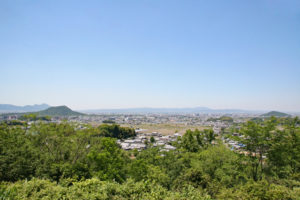 甘樫丘展望台から畝傍山・耳成山
