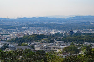 白毫寺境内から眺める奈良市街