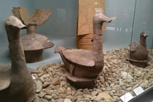 アイセルシュラホール・水鳥形埴輪