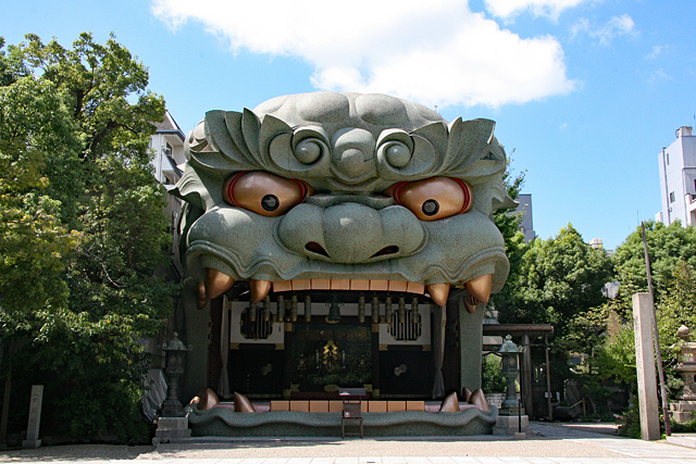 難波八阪神社・獅子殿